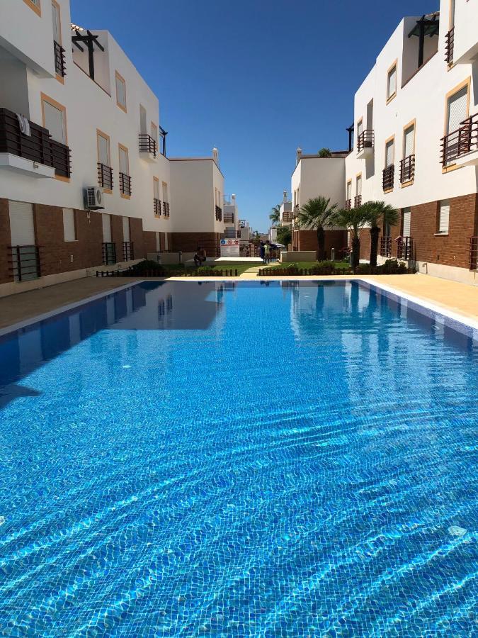 Pe Na Areia Apartment Кабанас де Тавира Екстериор снимка